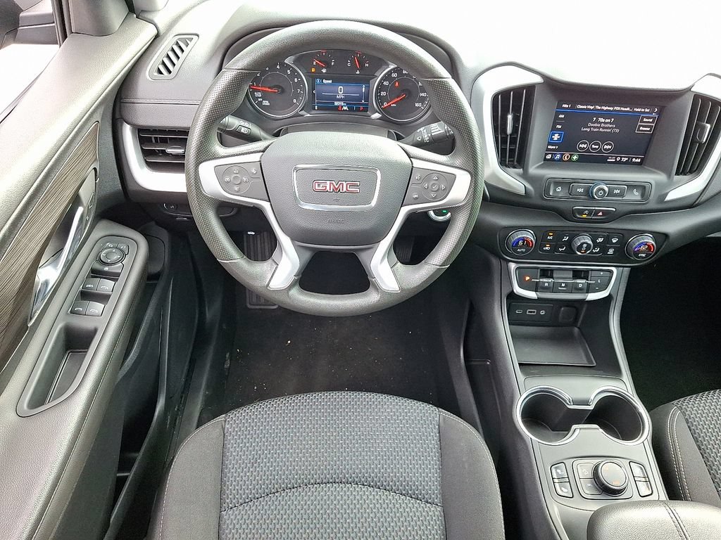 Used 2023 GMC Terrain SLE w/ Driver Convenience Package AWD/4WD image 10