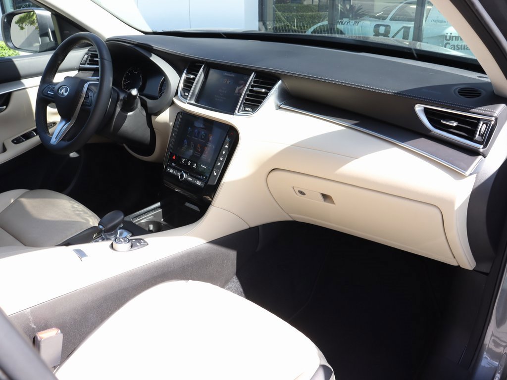Certified 2022 INFINITI QX50 Luxe image 20