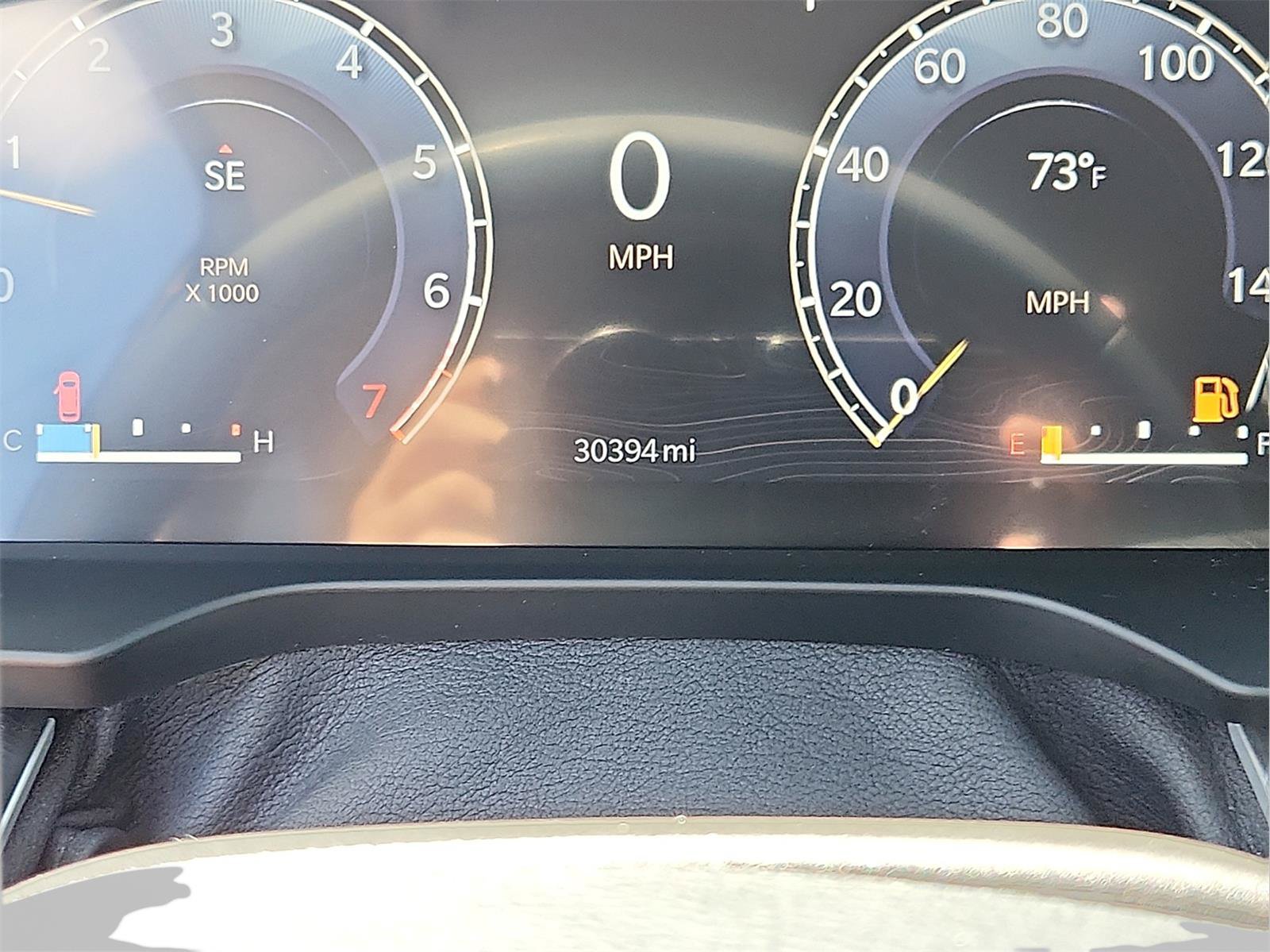 Used 2023 Jeep Grand Cherokee Laredo AWD/4WD image 19