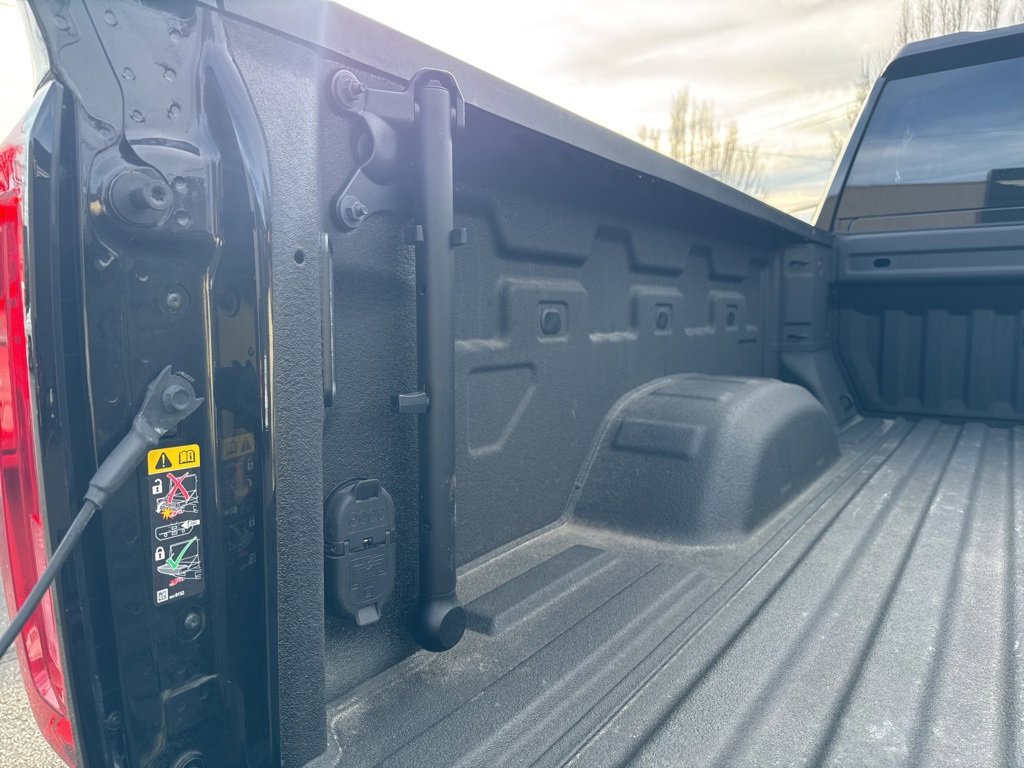 Used 2022 GMC Sierra 2500 Denali image 15