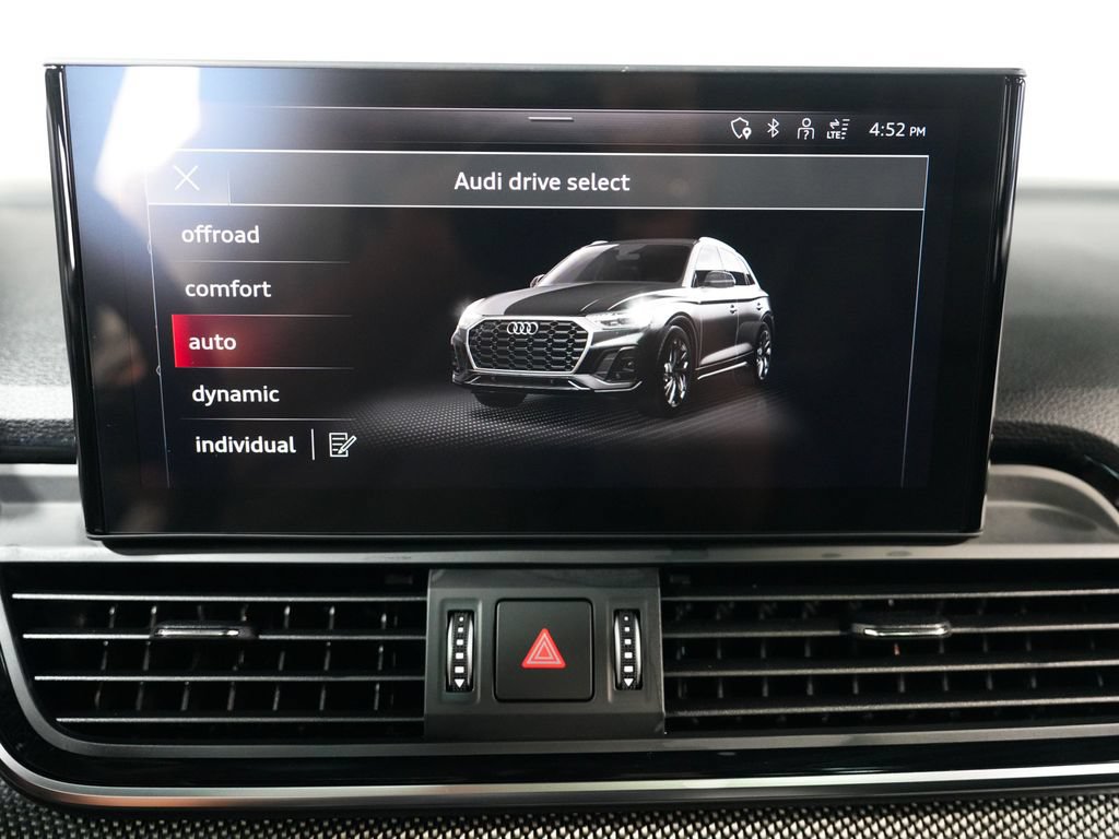 Used 2023 Audi SQ5 Premium Plus w/ Premium Plus Package AWD/4WD image 17
