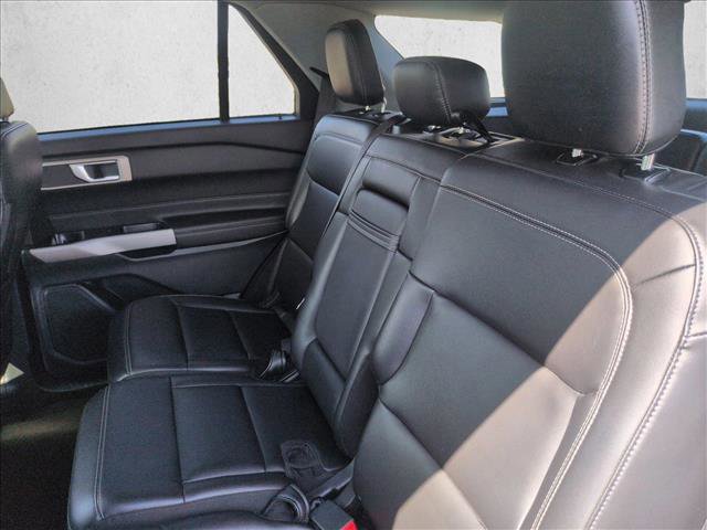 Used 2024 Ford Explorer XLT w/ Equipment Group 202A RWD image 19