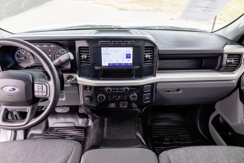 Used 2024 Ford F250 XL w/ XL Chrome Package image 15