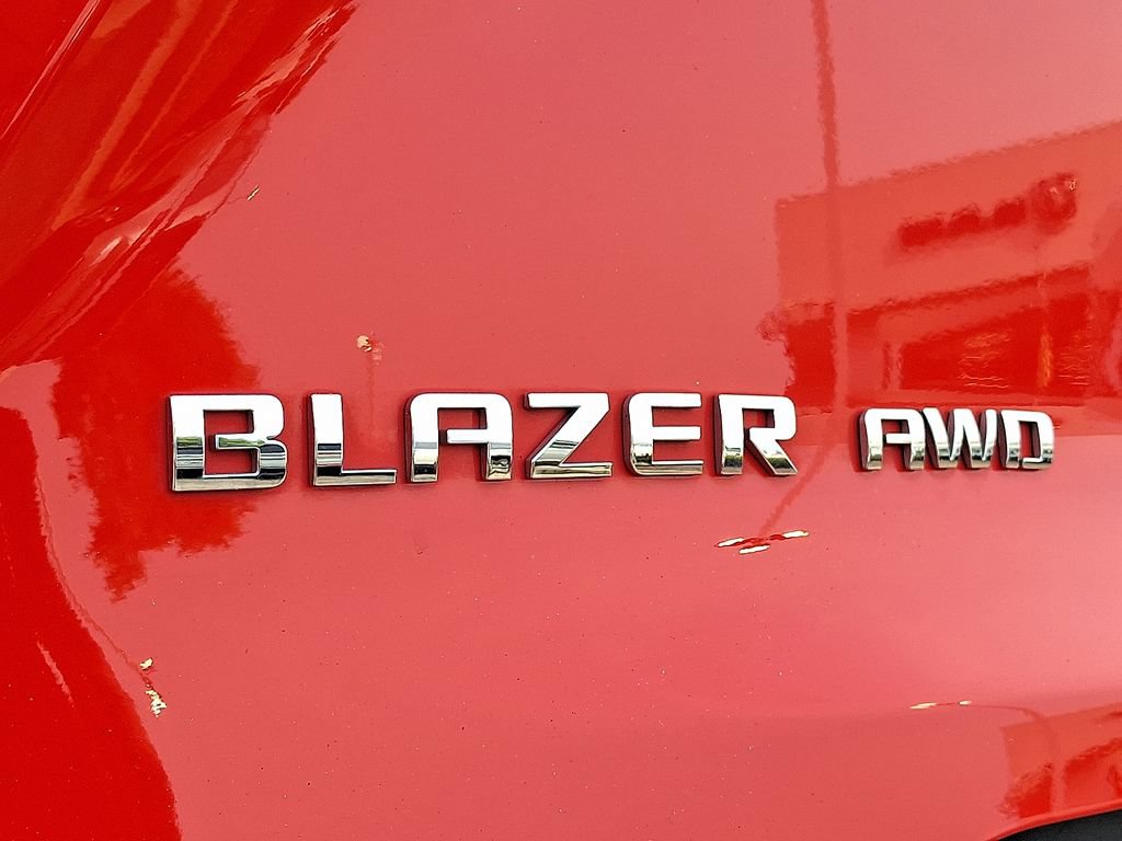 Used 2025 Chevrolet Blazer LT AWD/4WD image 30