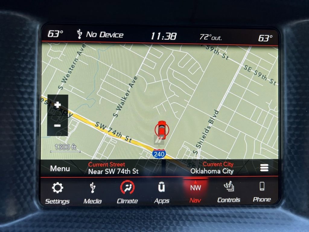 Used 2018 Dodge Charger SRT Hellcat w/ Harman/Kardon Audio Group image 11