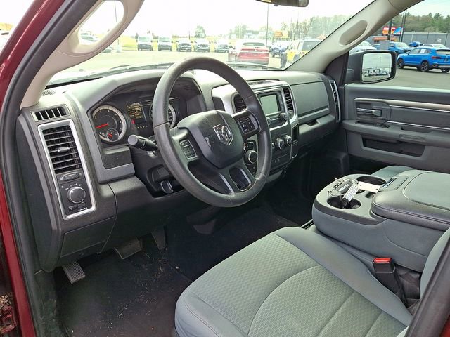 Used 2019 RAM 1500 Classic SLT image 10