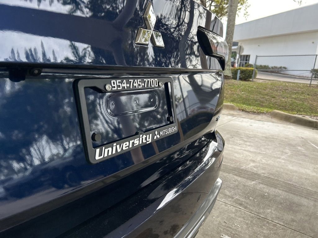 New 2026 Mitsubishi Outlander SE image 19