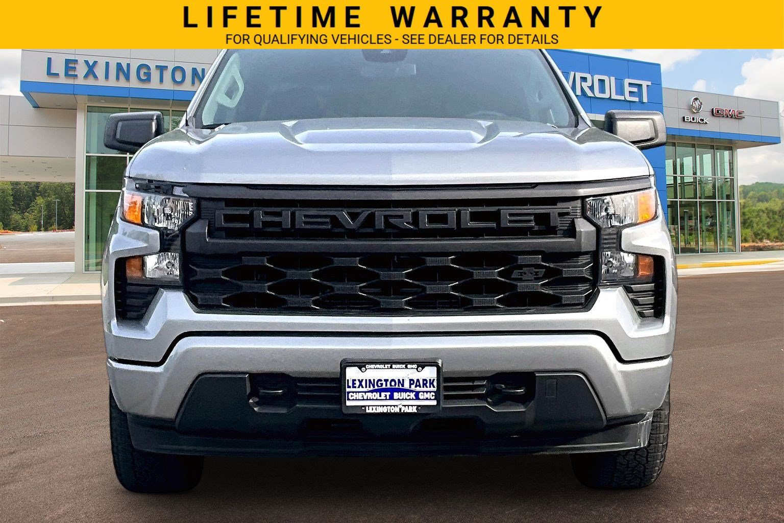 Used 2024 Chevrolet Silverado 1500 Custom w/ Turbomax Blackout Package AWD/4WD image 3