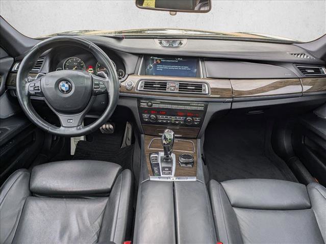 Used 2014 BMW ALPINA B7 image 18
