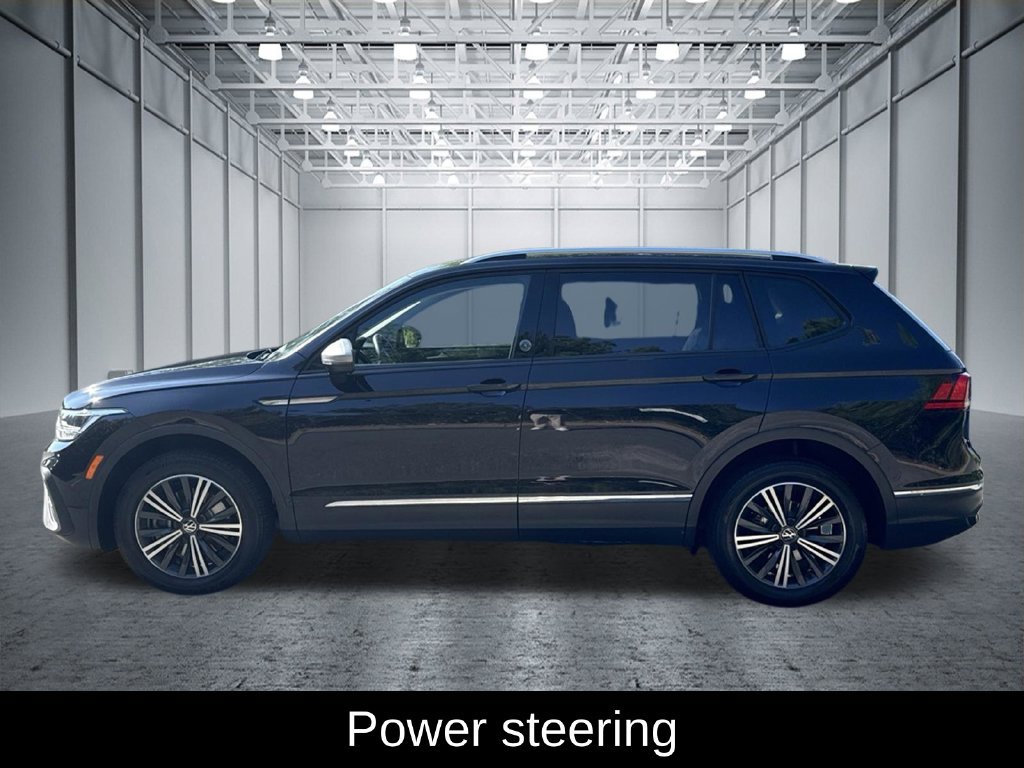 Used 2024 Volkswagen Tiguan SE FWD image 4