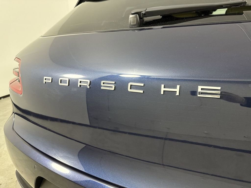 Certified 2018 Porsche Macan image 18