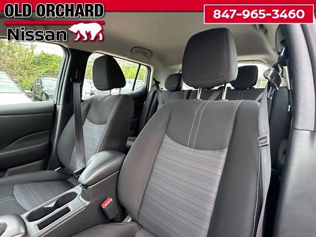 Used 2025 Nissan Leaf S FWD image 11