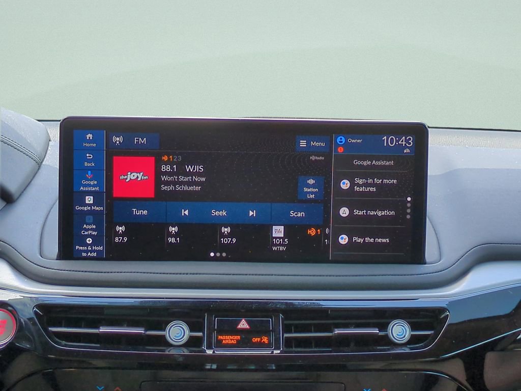 Used 2025 Acura MDX SH-AWD w/ Technology Package image 14