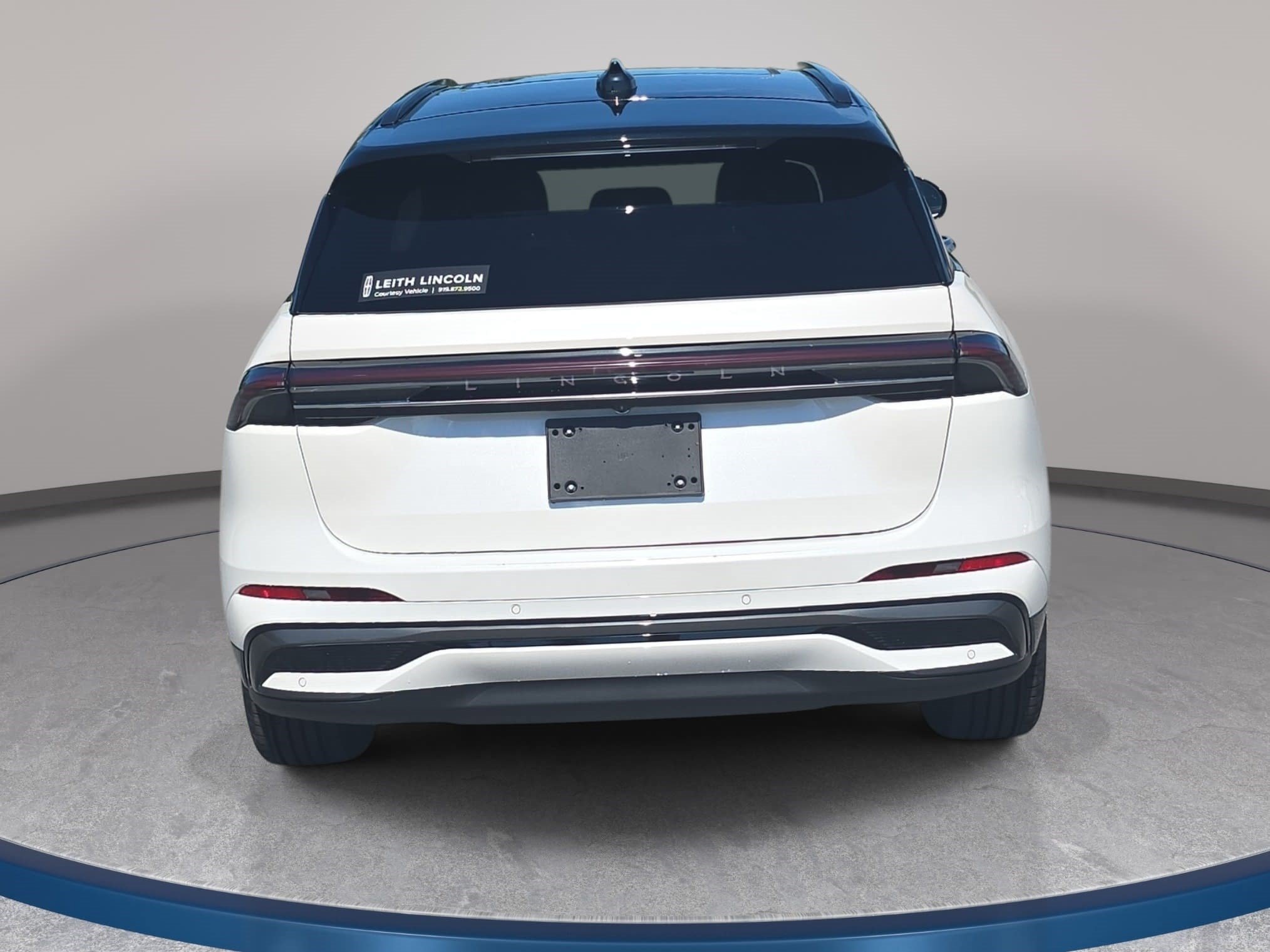 New 2026 Lincoln Nautilus Reserve w/ Jet Appearance Package AWD/4WD image 6
