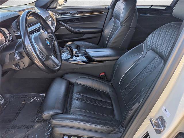 Used 2018 BMW M550i xDrive image 15