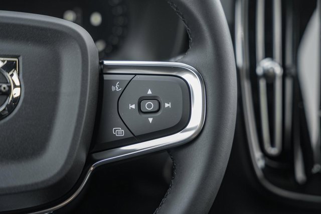 New 2026 Volvo XC40 B5 Ultra w/ Protection Package Premier image 29