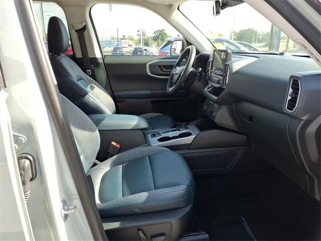 Used 2022 Ford Bronco Sport Outer Banks image 8