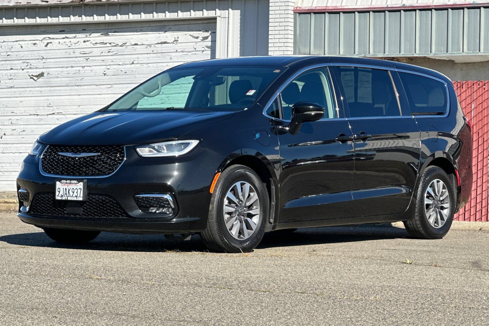 Used 2024 Chrysler Pacifica Limited FWD image 10