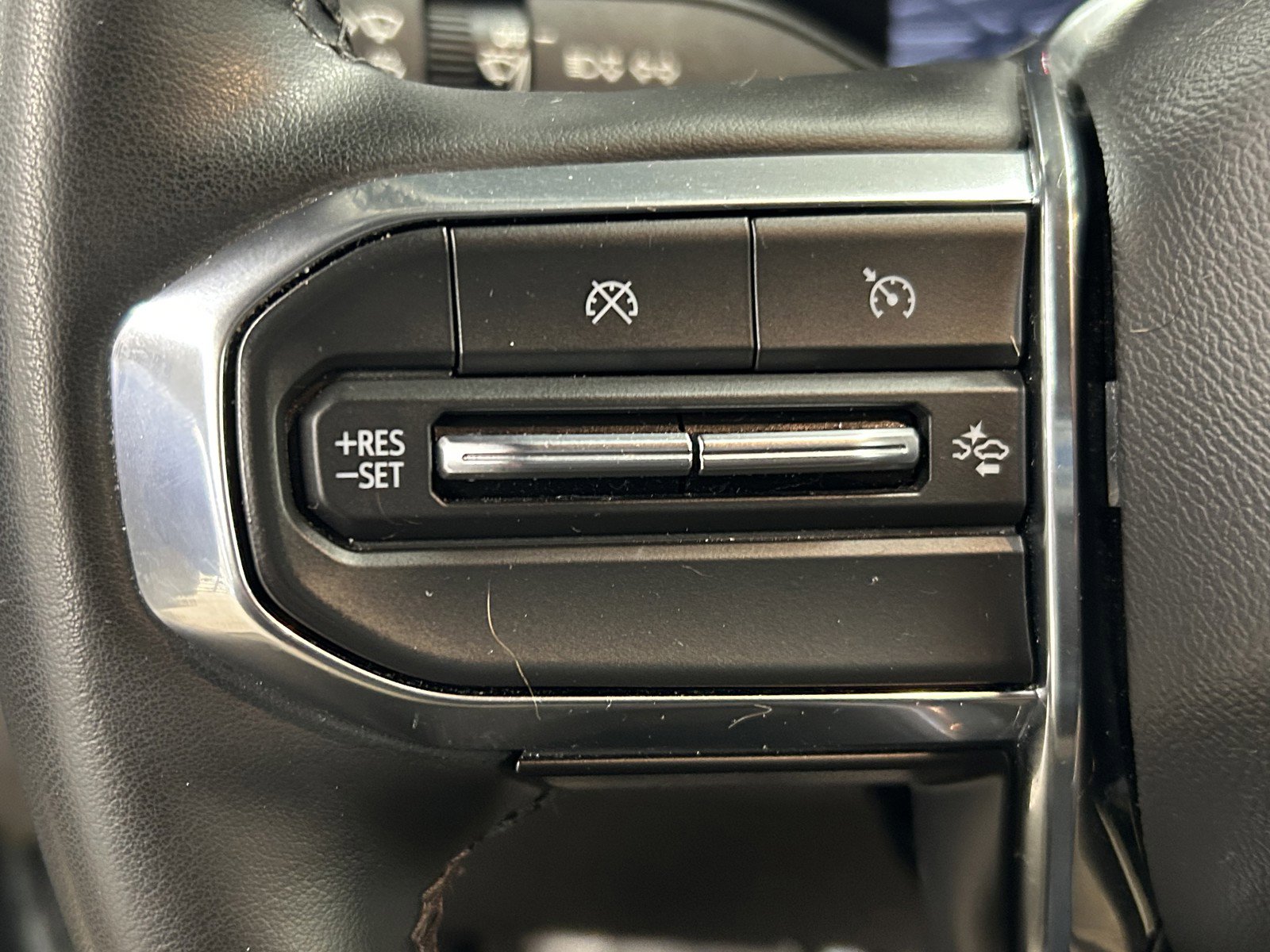 Used 2023 GMC Canyon Elevation w/ Convenience Package image 23