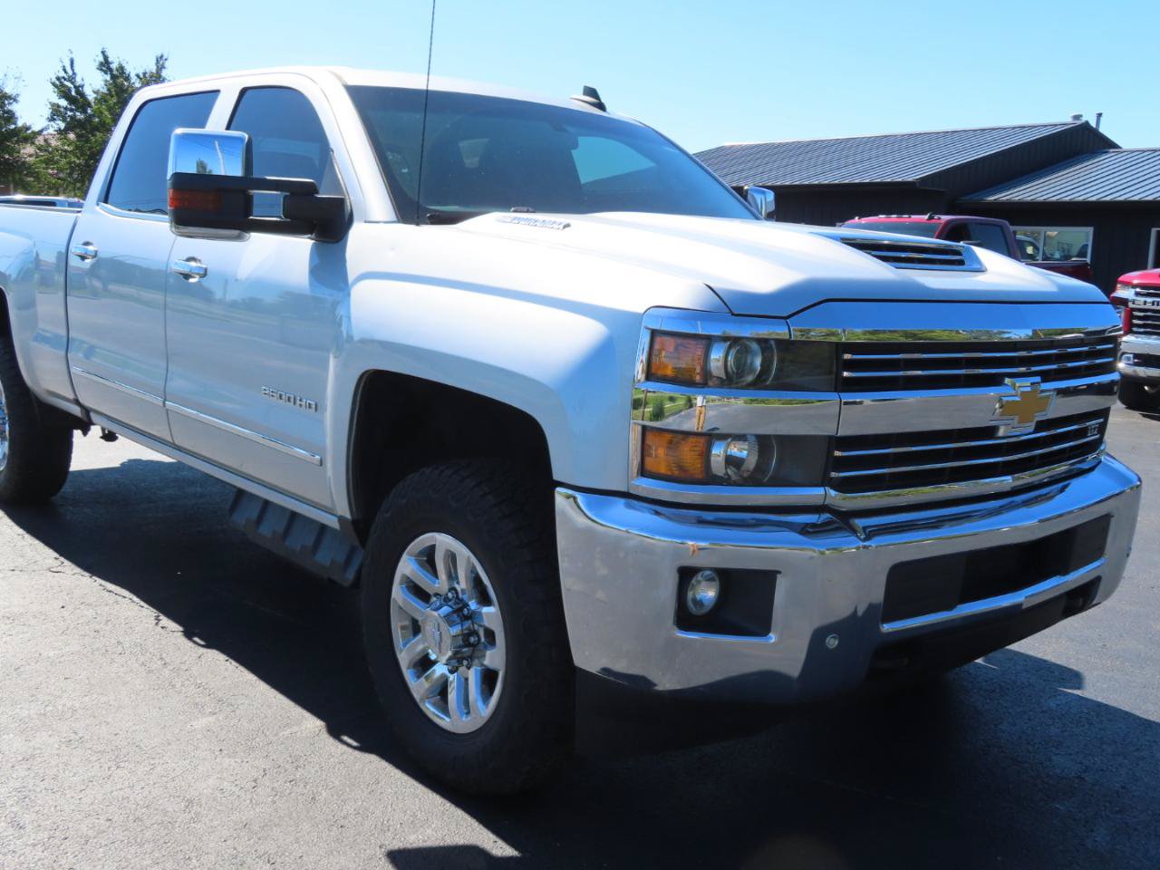 Used 2019 Chevrolet Silverado 2500 LTZ w/ Duramax Plus Package AWD/4WD image 26