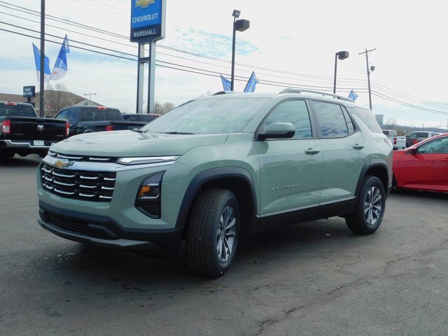 Used 2025 Chevrolet Equinox LT w/ Convenience Package II image 4