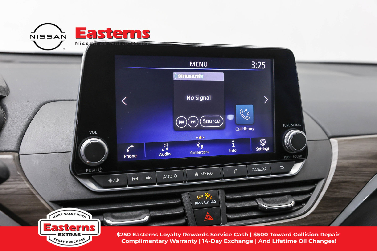 Used 2023 Nissan Altima 2.5 SV AWD/4WD image 18
