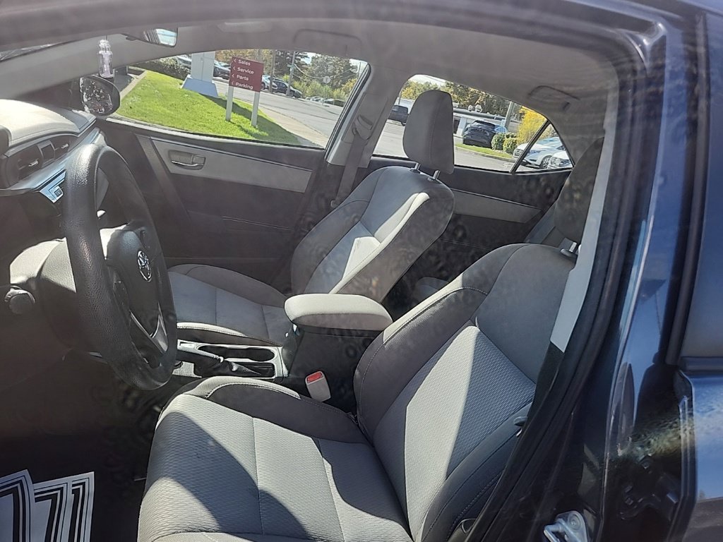 Used 2016 Toyota Corolla LE FWD image 14