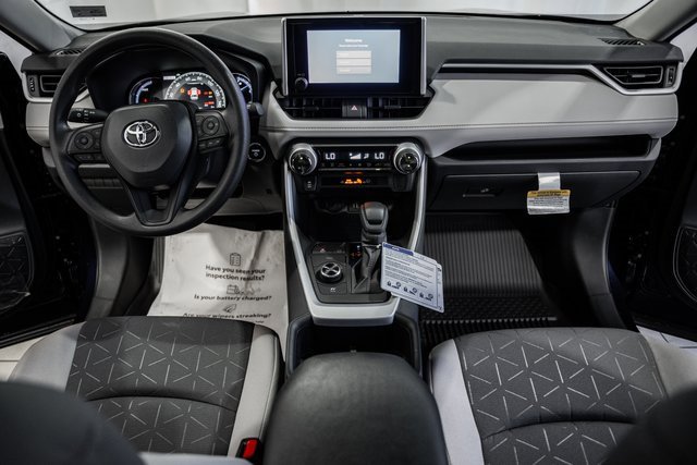 New 2025 Toyota RAV4 XLE image 17