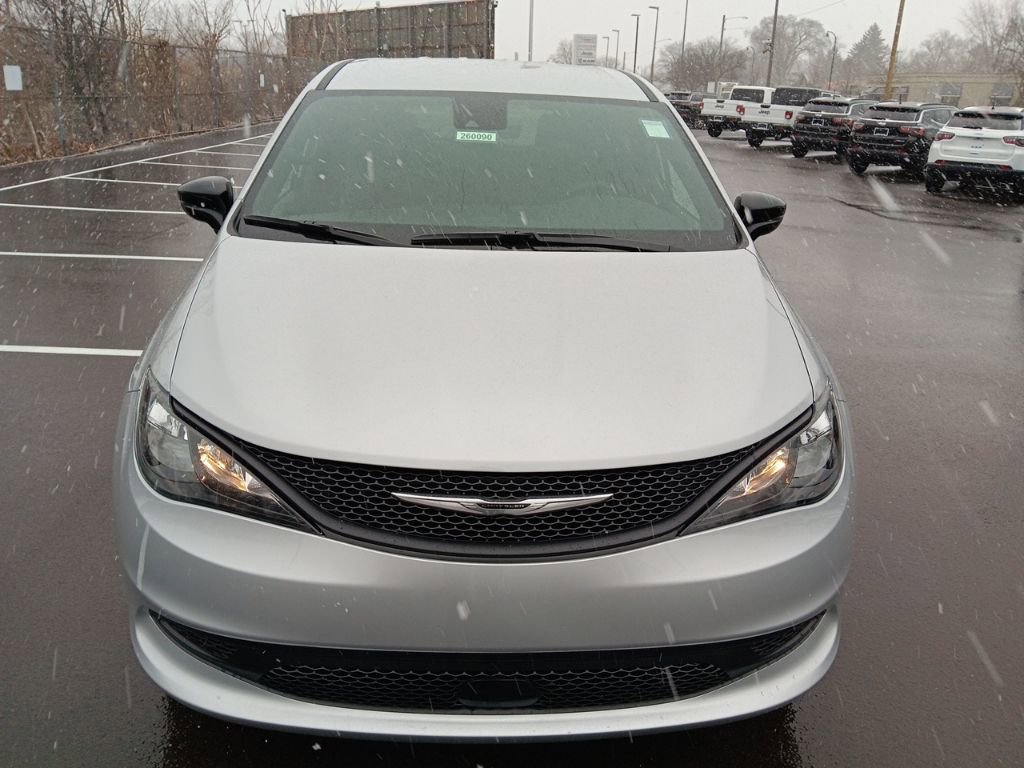 New 2026 Chrysler Voyager LX FWD image 10