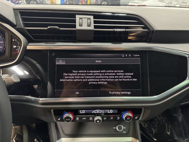 Certified 2025 Audi Q3 2.0T Premium AWD/4WD image 19