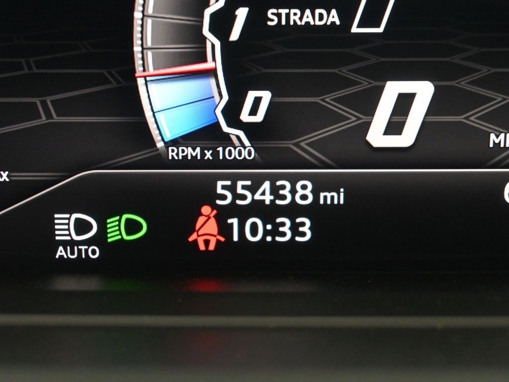 Used 2019 Lamborghini Urus image 14