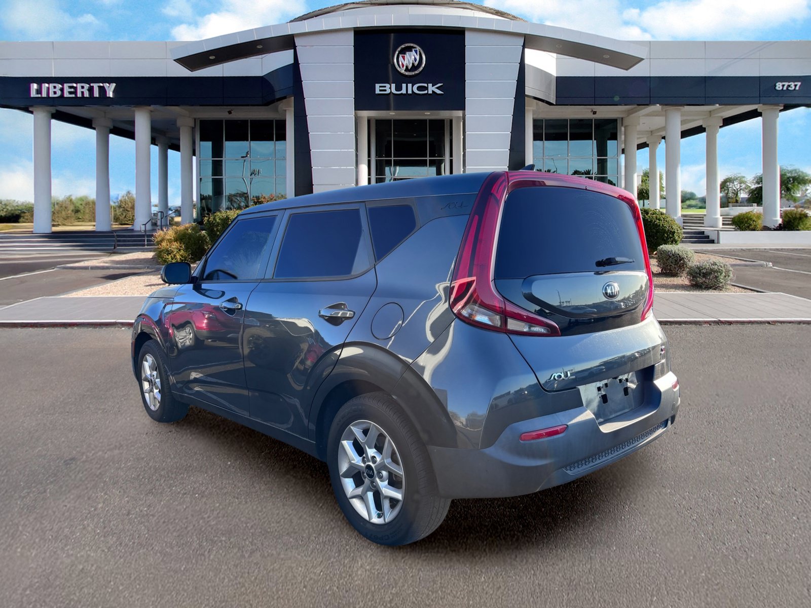 Used 2021 Kia Soul S FWD image 3