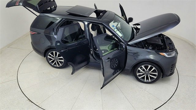 Used 2024 Land Rover Discovery Dynamic SE image 88