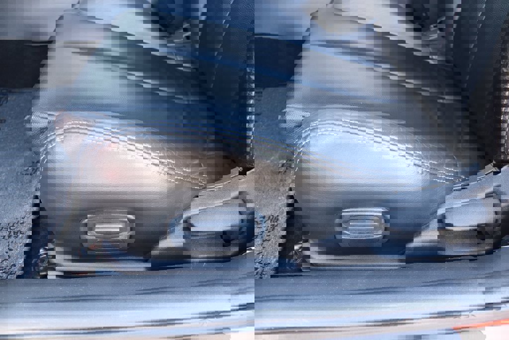 Used 2012 Mitsubishi Eclipse GT image 15