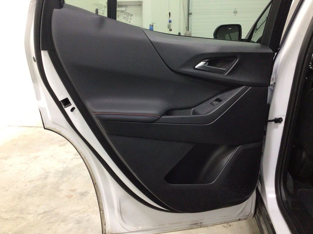 Used 2025 Chevrolet Equinox RS w/ Safety and Technology Package image 19