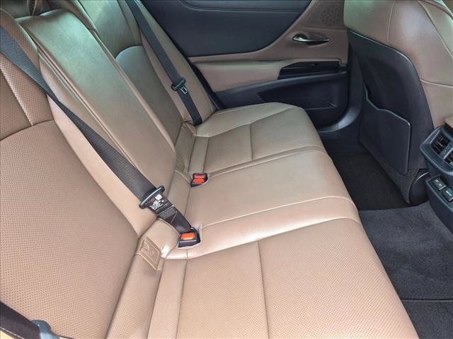 Certified 2025 Lexus ES 300h w/ Premium Package FWD image 19