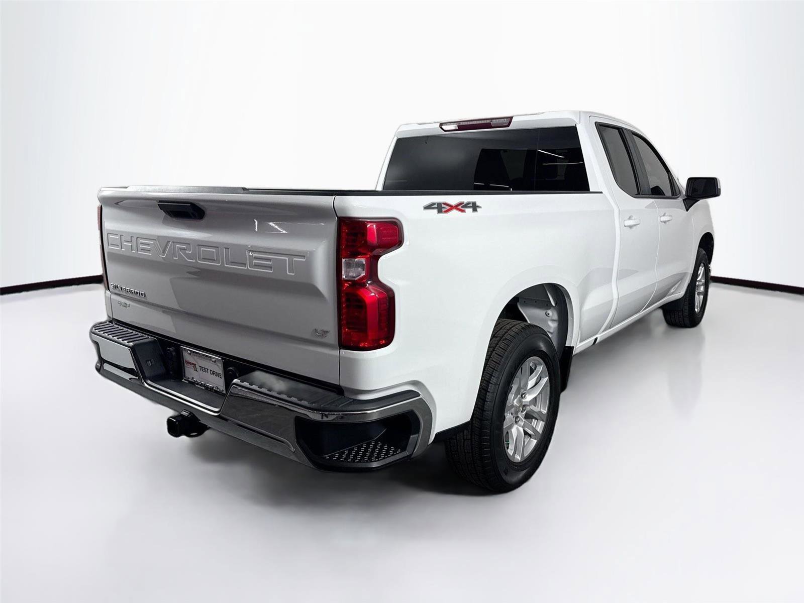 Used 2020 Chevrolet Silverado 1500 LT w/ Trailering Package image 11