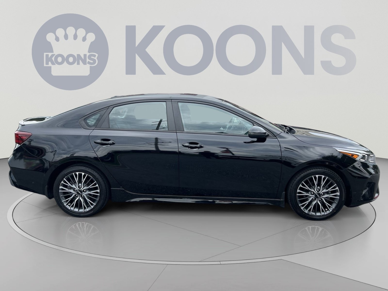 Used 2023 Kia Forte GT-Line w/ GT-Line Technology Package FWD image 8