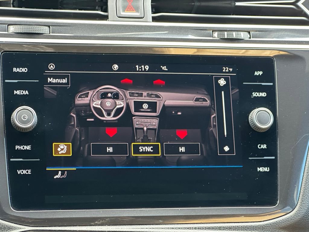 Used 2024 Volkswagen Tiguan SE image 15