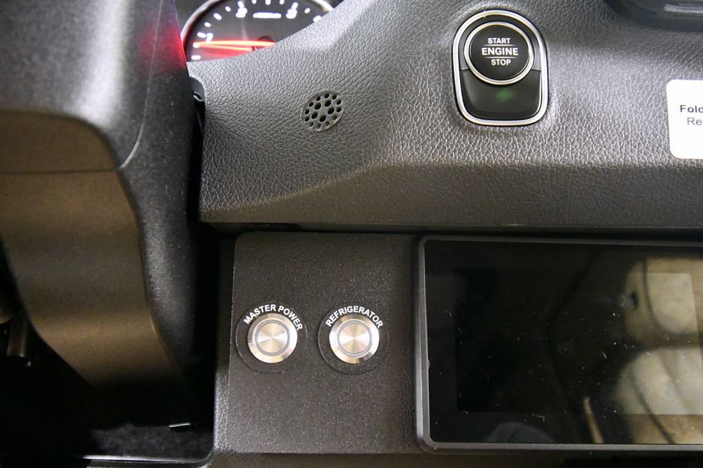 Used 2021 Mercedes-Benz Sprinter 3500 image 33