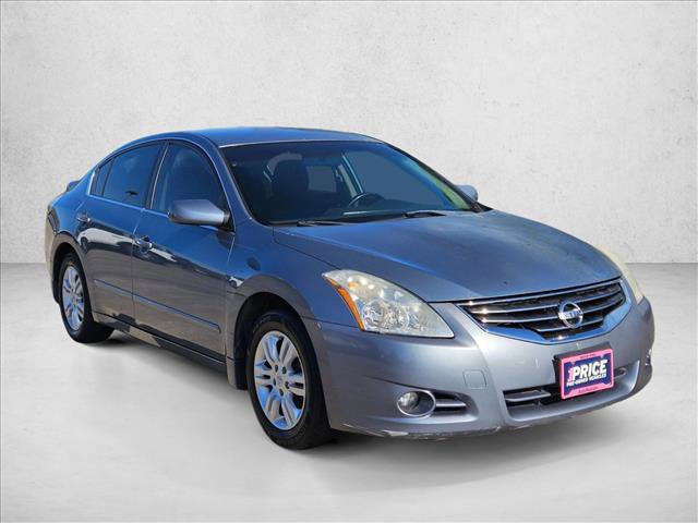 Used 2012 Nissan Altima 2.5 S w/ Special Edition Pkg FWD image 3