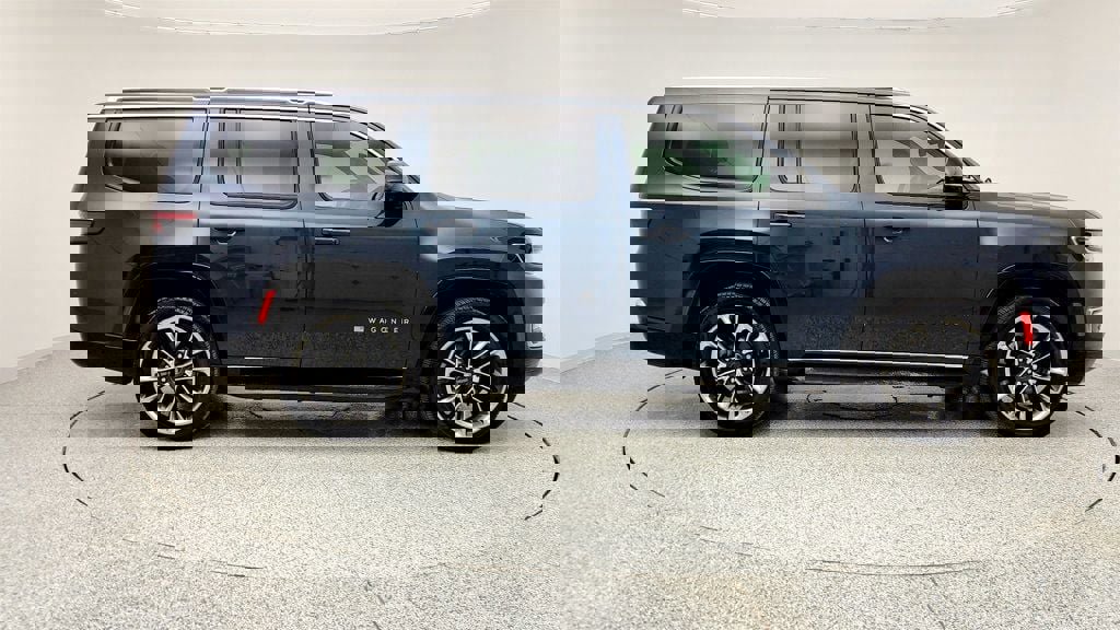 Used 2023 Jeep Wagoneer Series II w/ Premium Group I image 4