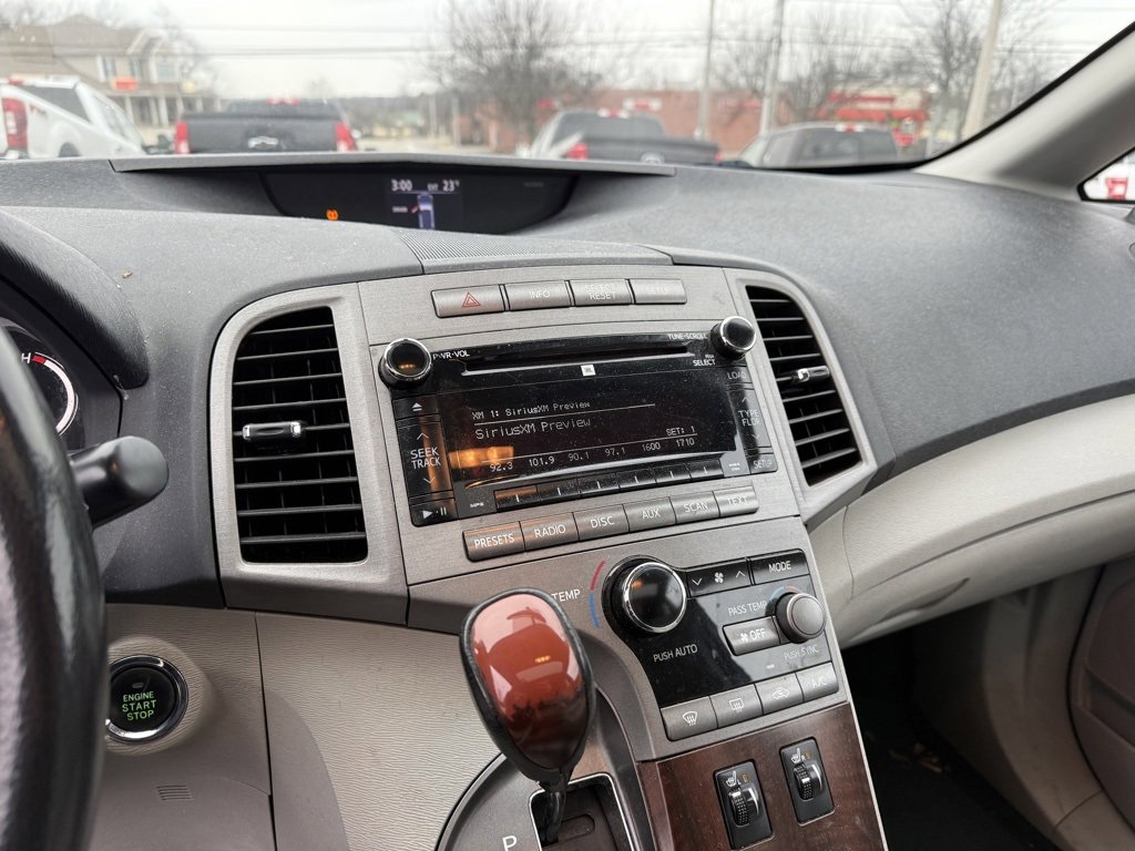 Used 2010 Toyota Venza image 18