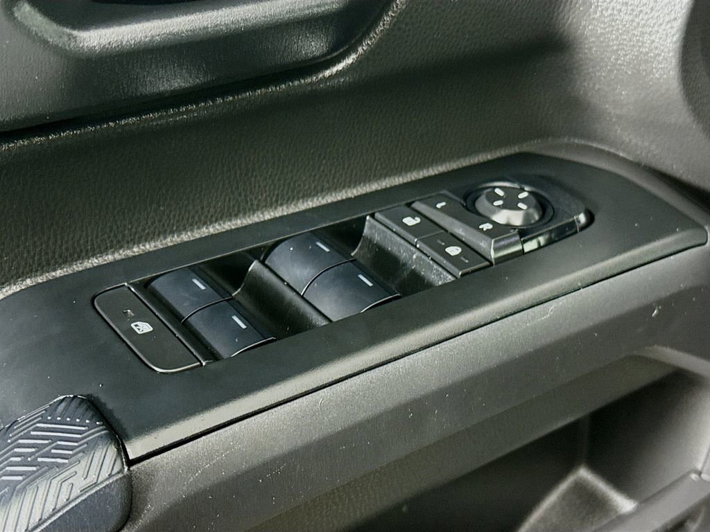 Certified 2024 Toyota Tacoma SR5 image 11