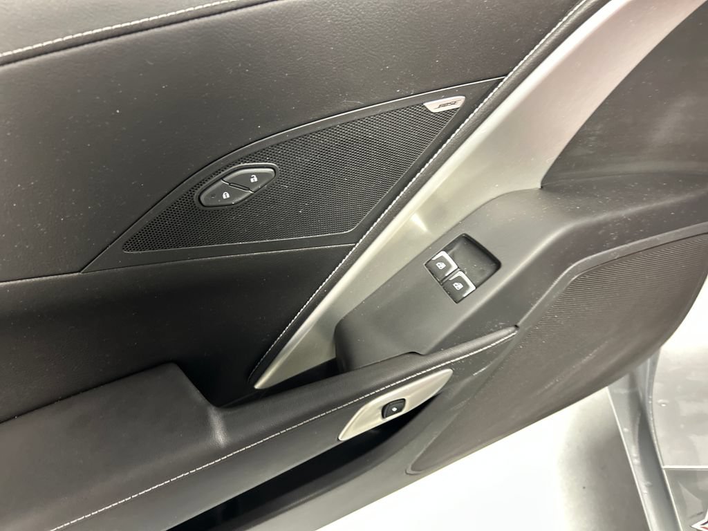 Used 2018 Chevrolet Corvette Stingray Coupe RWD image 12