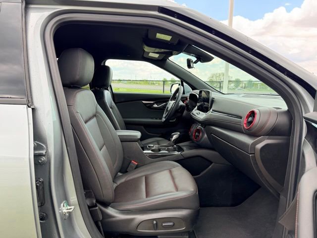 Certified 2025 Chevrolet Blazer RS w/ Driver Confidence II Package AWD/4WD image 11