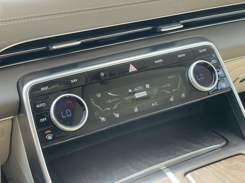 Certified 2023 Genesis GV80 3.5T AWD/4WD image 16