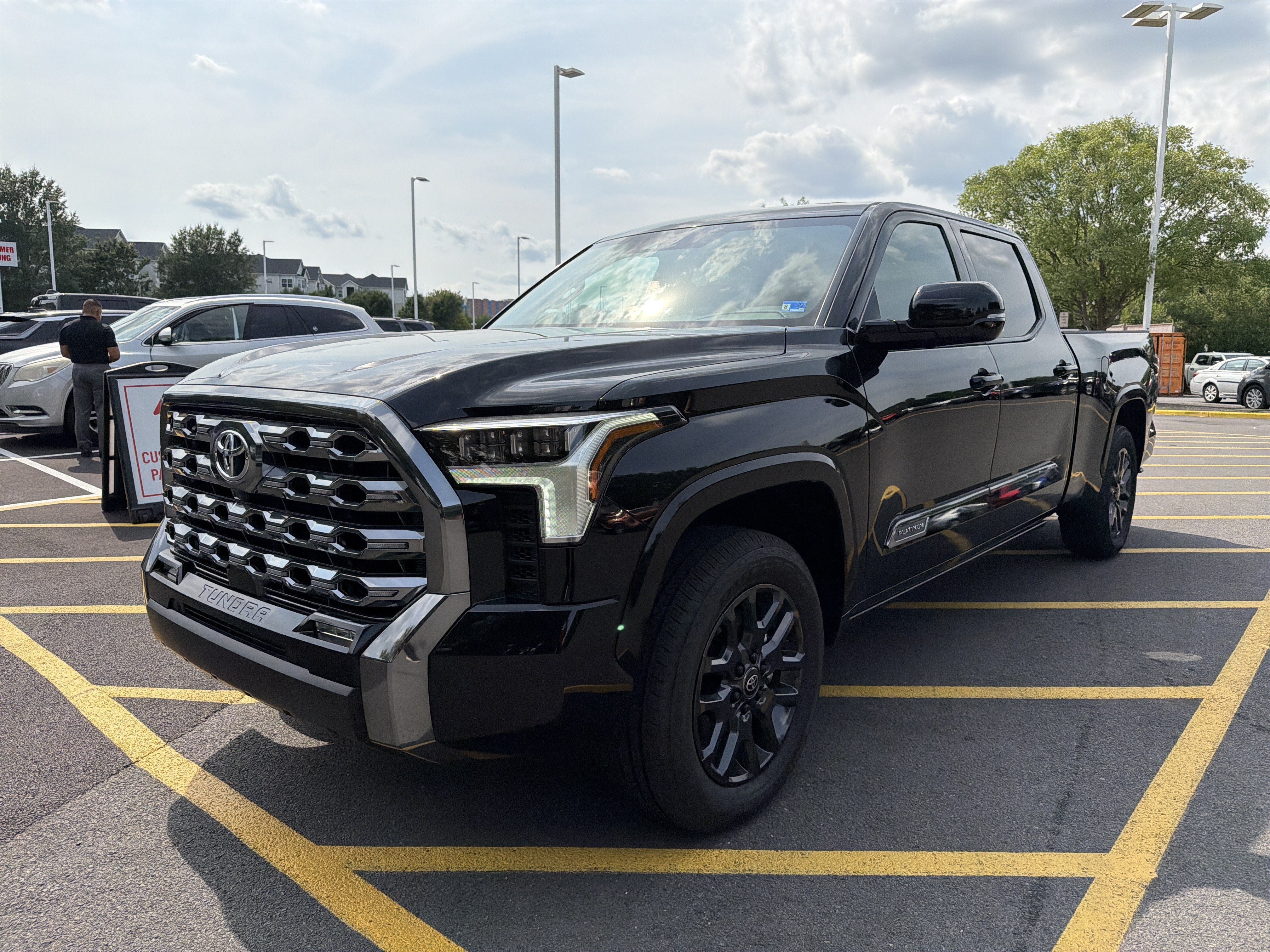 New 2026 Toyota Tundra Platinum AWD/4WD video 1
