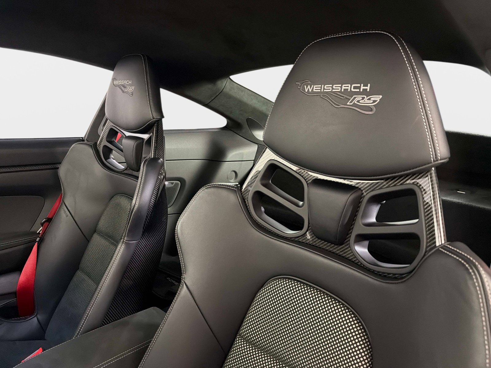 Used 2025 Porsche 911 GT3 RS RWD image 33