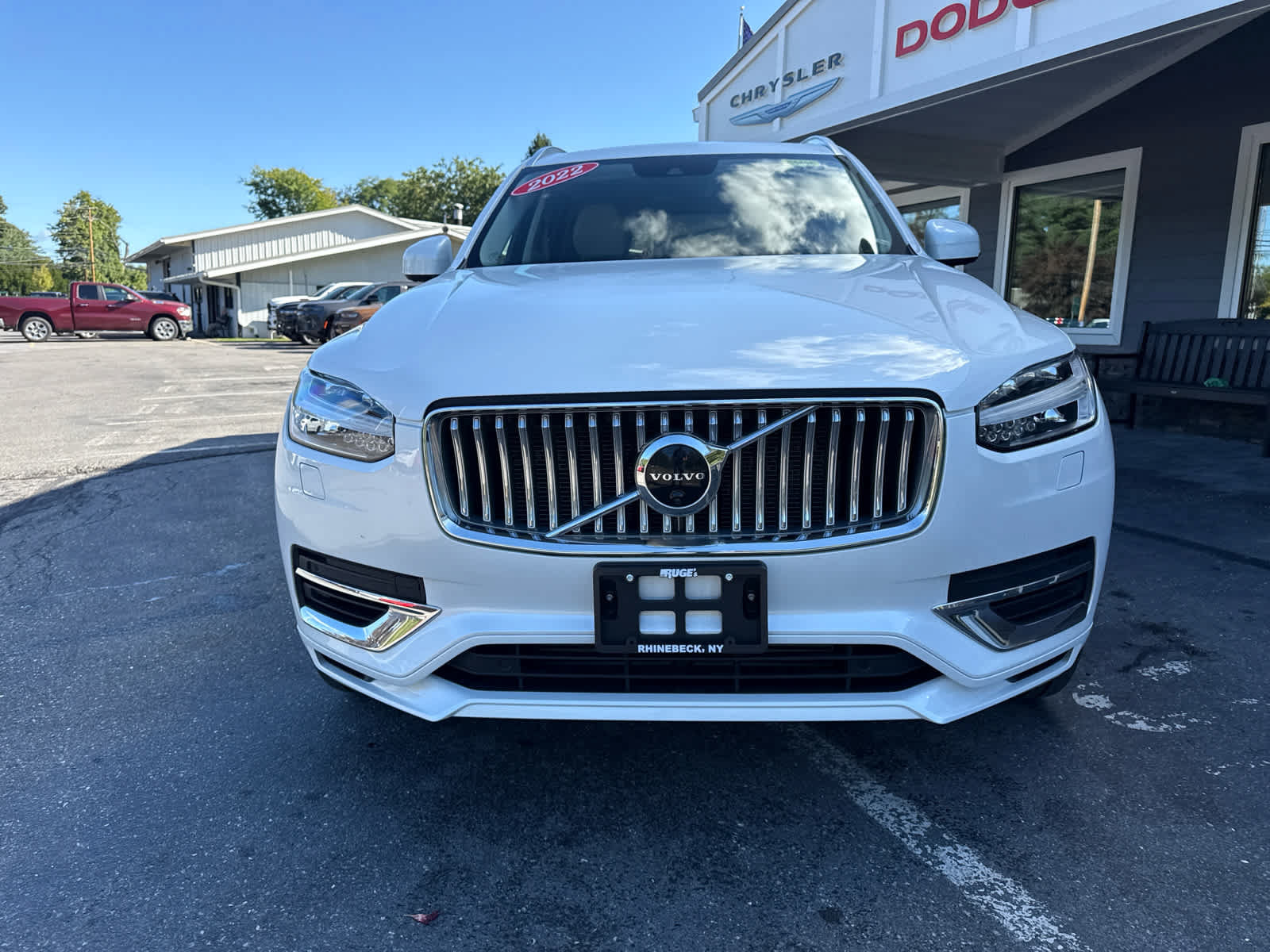 Used 2022 Volvo XC90 T8 Inscription w/ Advanced Package AWD/4WD image 7